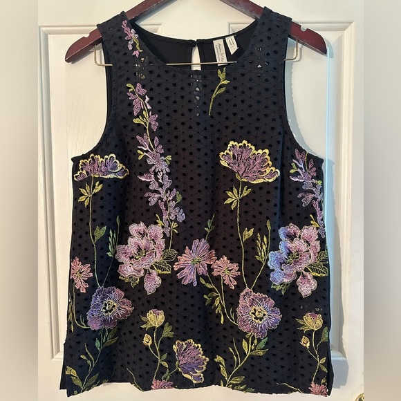 MEADOW RUE | Anthropologie S Harriet Floral Black Embroidery Eyelet Stretch Tank - Picture 3 of 15